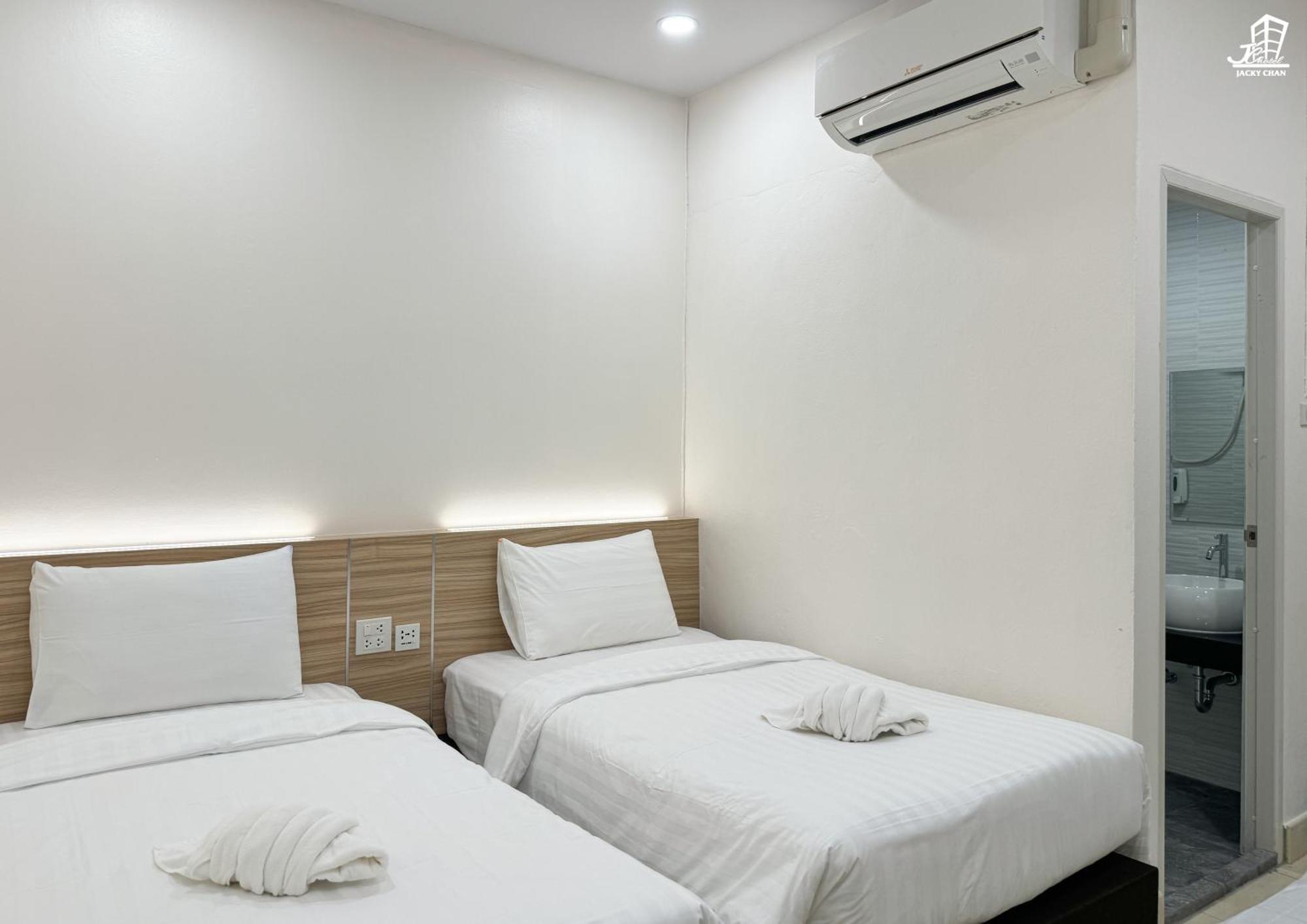 Jacky Chan Hotel Betong Extérieur photo